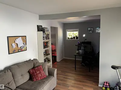 Interior photo 4 of 4108 49 AV