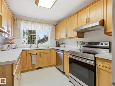 Interior photo 4 of #92 22106 S COOKING LAKE RD