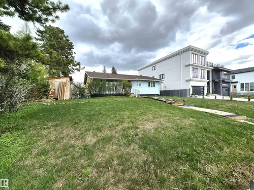 11740/11742 UNIVERSITY AV NW, Edmonton - $1,068,000