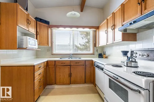 13437 118 ST NW, Edmonton - $419,900