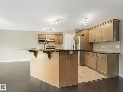 Interior photo 3 of 7912 172 AV NW