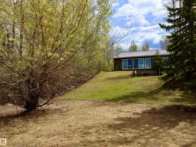 Interior photo 3 of #26 5508 TWP RD 593A