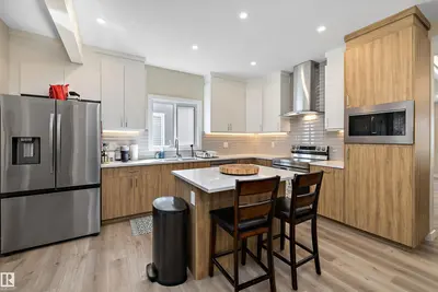 Interior photo 2 of 7208 78 AV NW