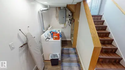 Interior photo 4 of 9650 86 ST NW