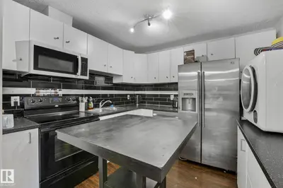 Interior photo 4 of #A7 2808 116 ST NW