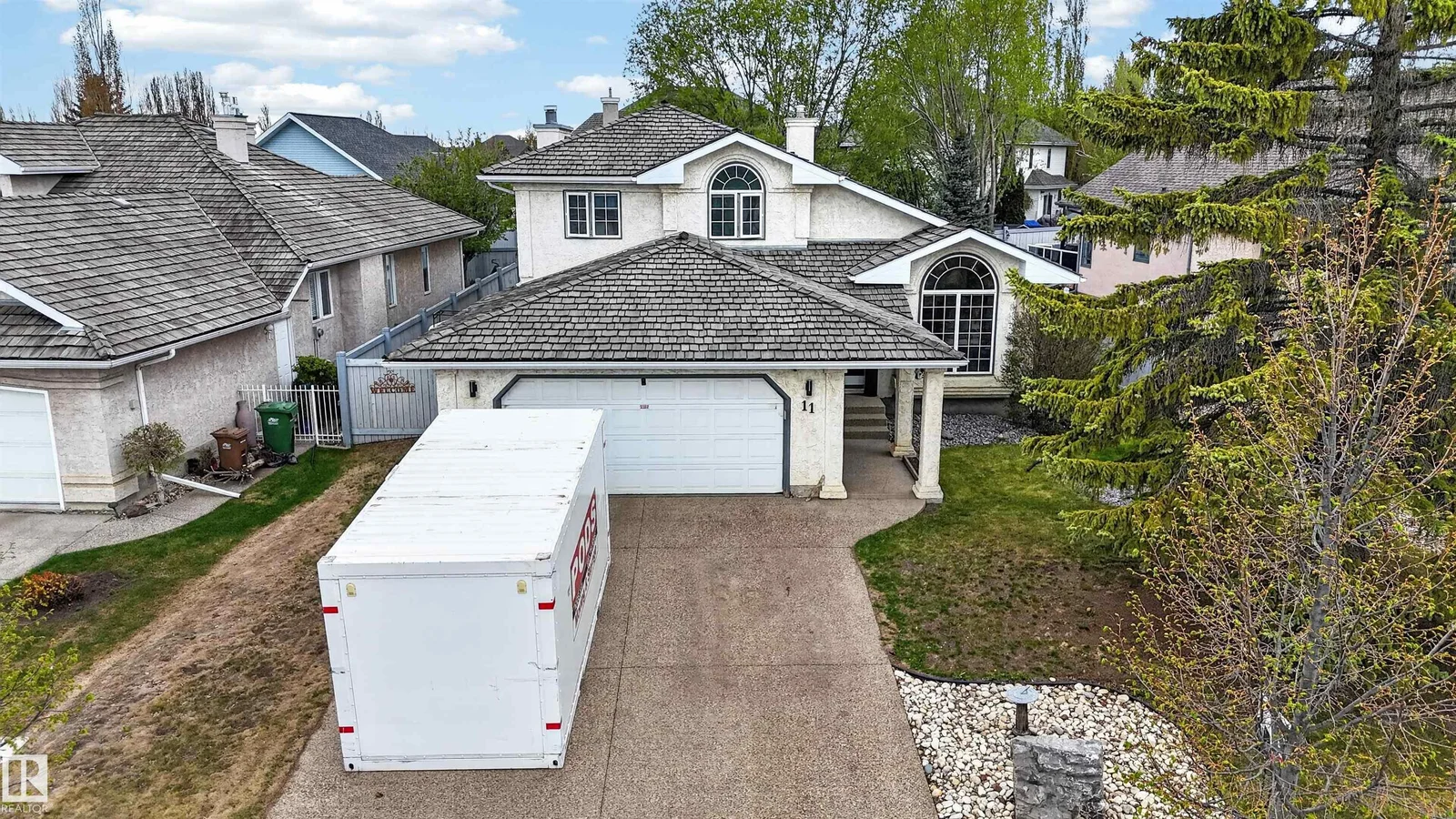 11 LACOMBE DR, St. Albert - 5 bedroom Detached Single Family for sale