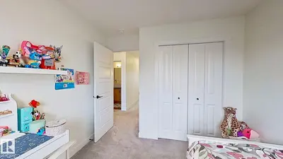 Interior photo 4 of 37 Emberside Link