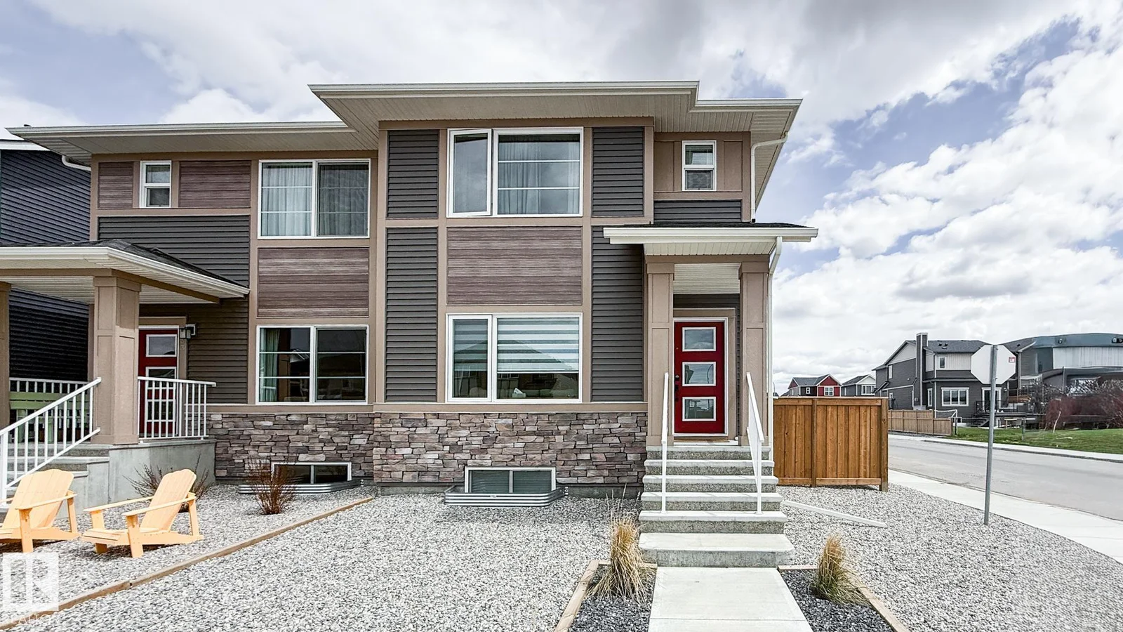 37 Emberside Link, Cochrane - 3 bedroom Duplex for sale