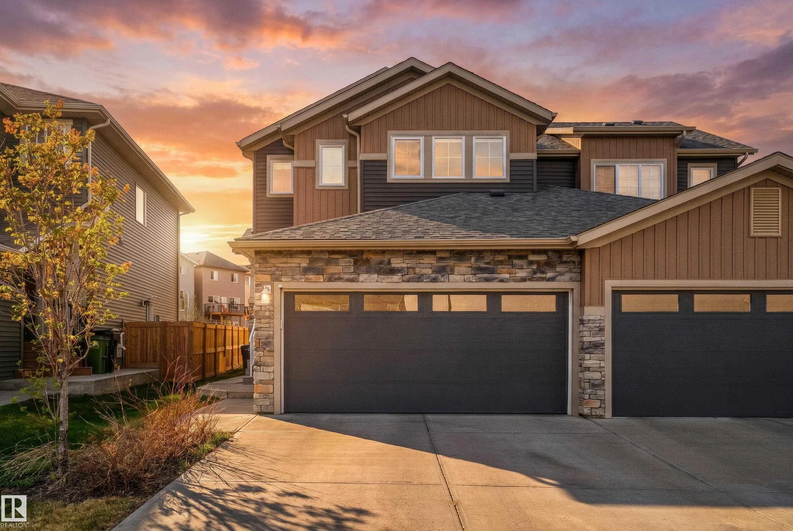 5106 Lark CR NW, Edmonton - 4 bedroom Duplex for sale