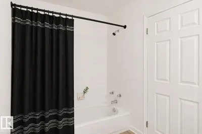 Interior photo 2 of #411 9010 106 AV NW