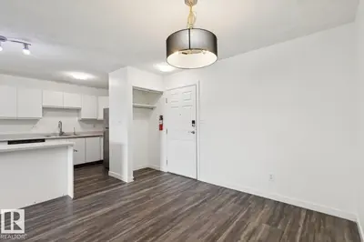 Interior photo 3 of #411 9010 106 AV NW