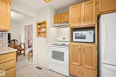 Interior photo 2 of 4 WILD ROSE PL