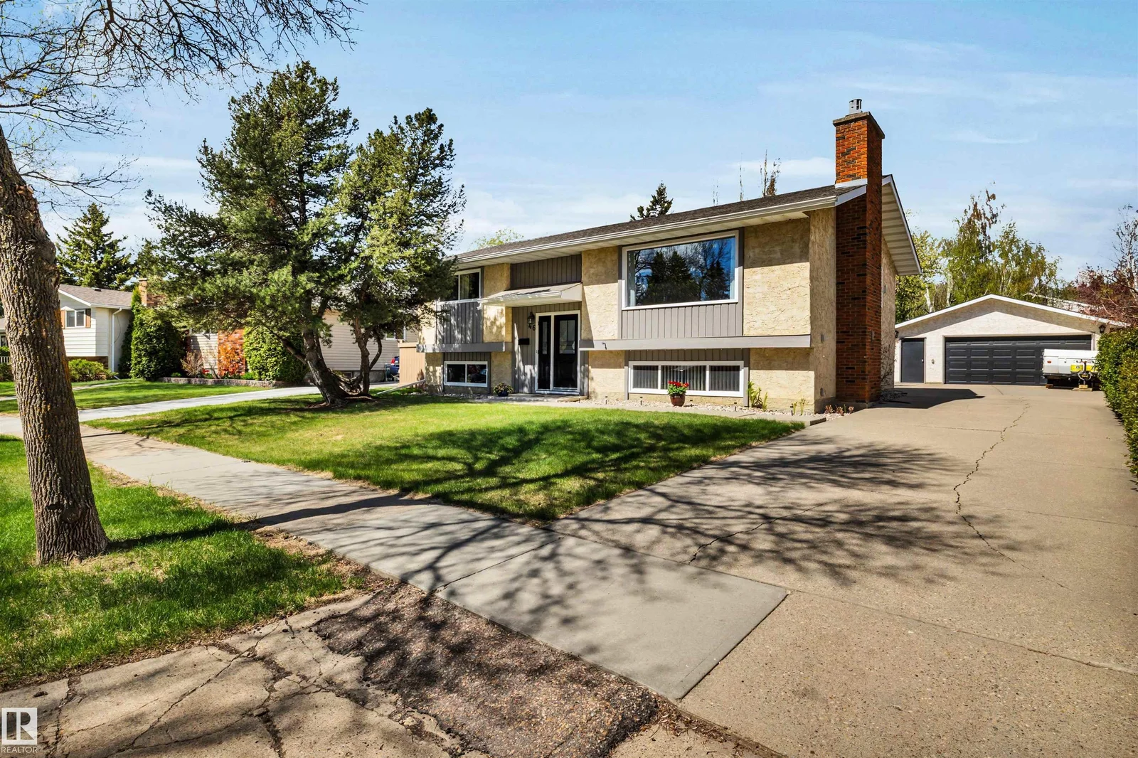 46 LARKSPUR CR, St. Albert - 4 bedroom Detached Single Family for sale