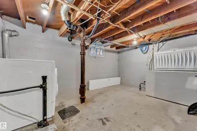 Interior photo 4 of 11721 81 ST NW