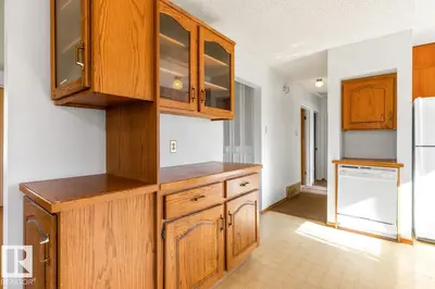 Interior photo 2 of 8507 52 ST NW