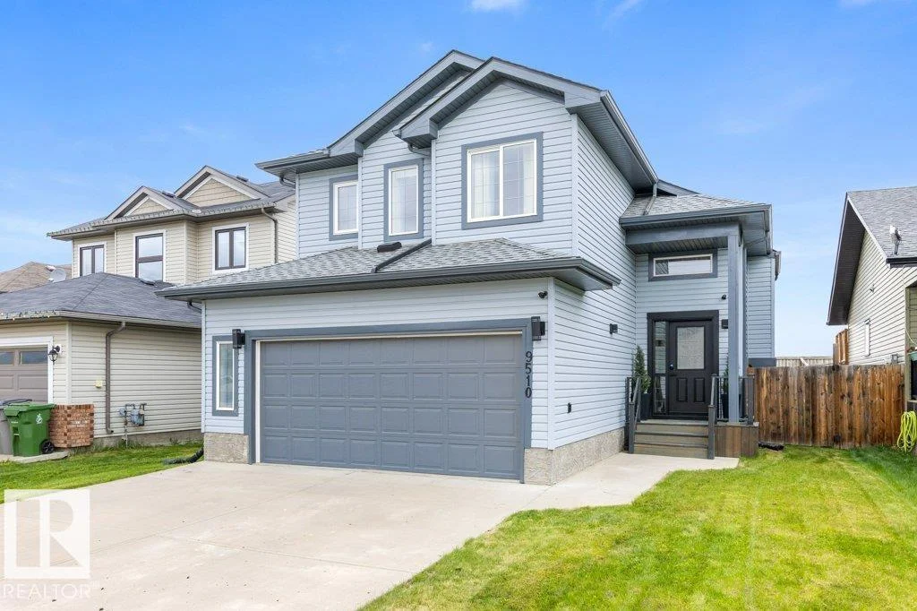 9510 85 AV, Morinville - 4 bedroom Detached Single Family for sale