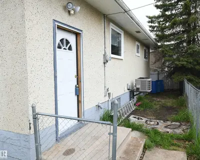 Interior photo 1 of 30 PRINCE DR