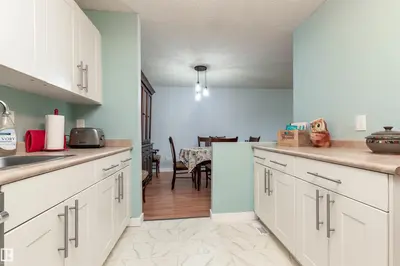 Interior photo 3 of 2109 Saddleback RD NW NW