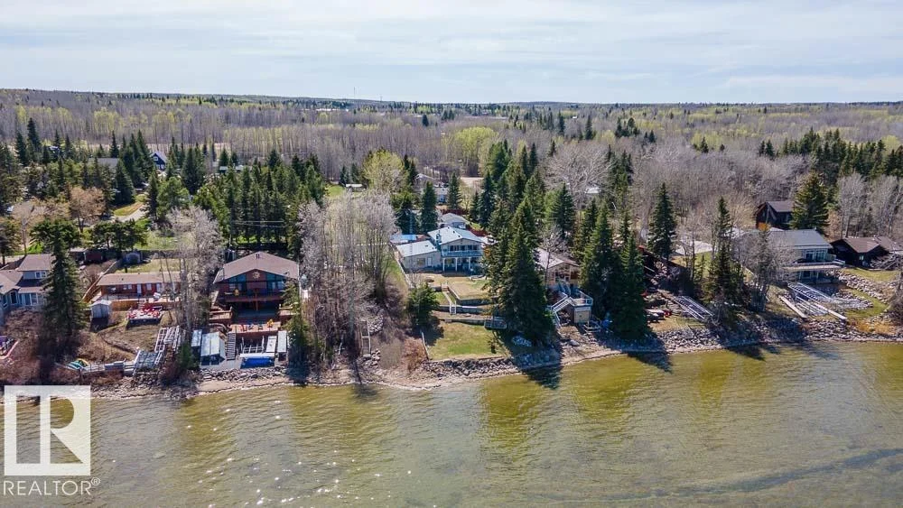 412 4th ST, Rural Wetaskiwin County - 4 bedroom Detached Single Family for sale
