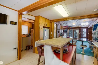 Interior photo 4 of 412 4th ST