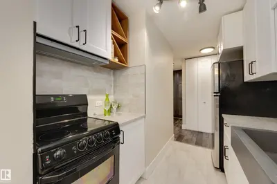 Interior photo 2 of #103 9930 113 ST NW