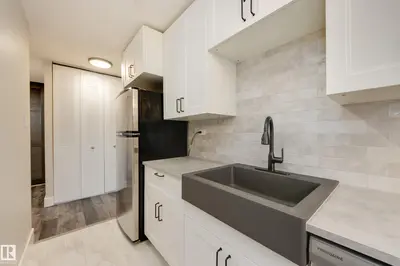 Interior photo 4 of #103 9930 113 ST NW