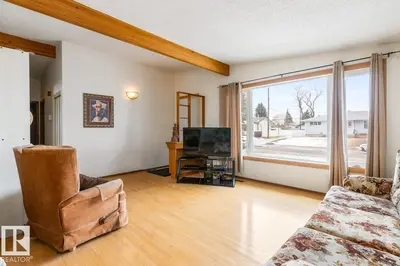 Interior photo 3 of 13437 118 ST NW