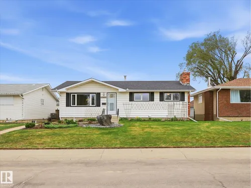 13504 116 St NW NW, Edmonton - $379,900