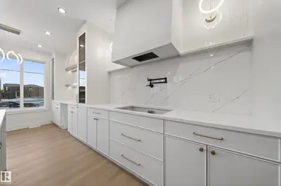 Interior photo 2 of 4276 charles CL SW
