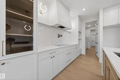 Interior photo 4 of 4276 charles CL SW