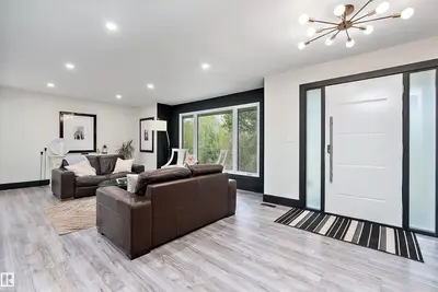 Interior photo 3 of #113 53305 RGE ROAD 280
