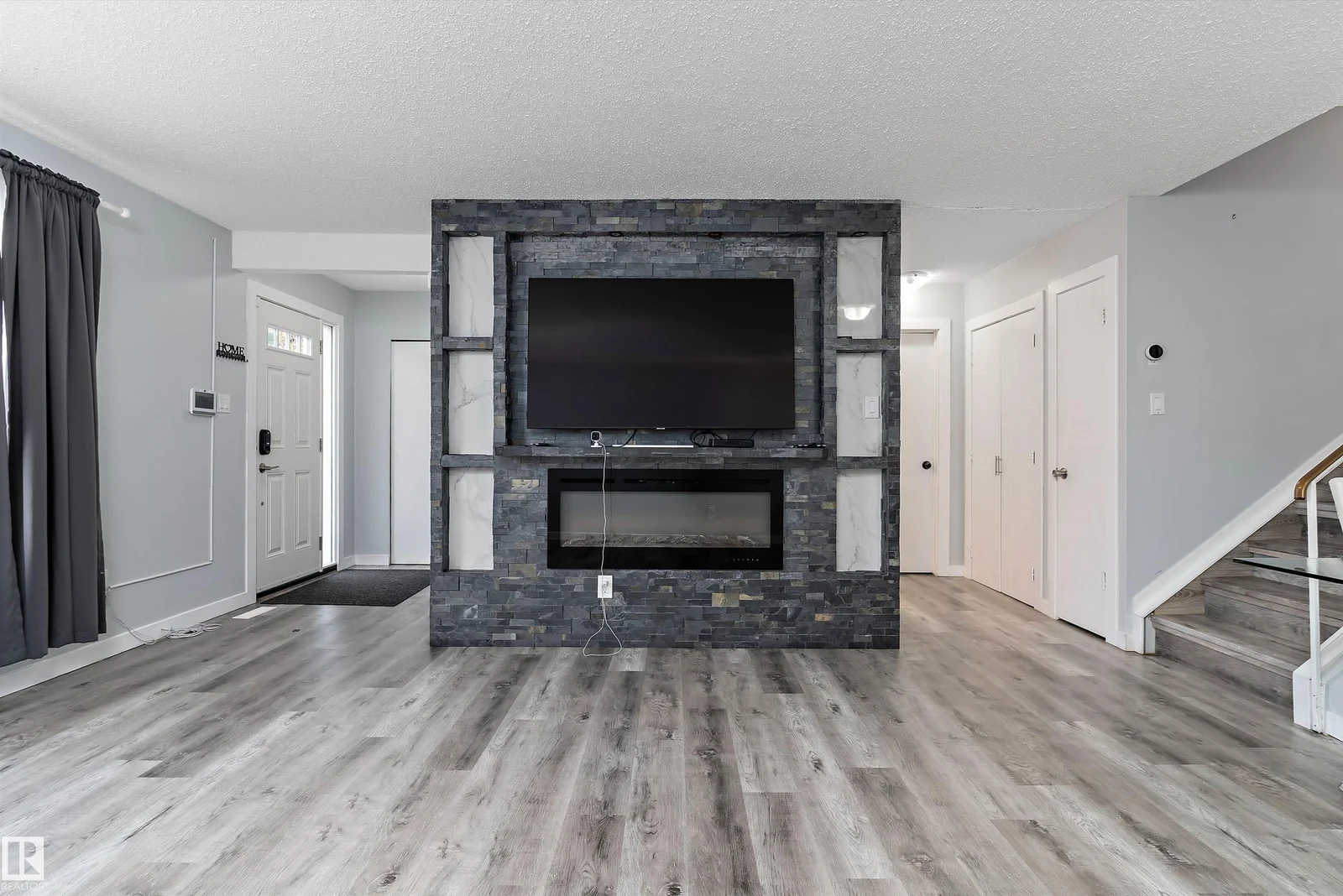 3214 71 ST NW, Edmonton - 5 bedroom Duplex for sale