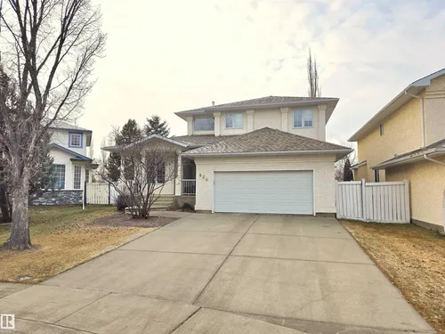 820 ORMSBY CL NW, Edmonton - $724,900