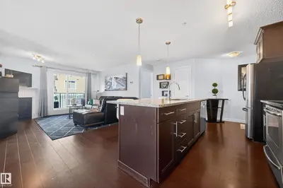 Interior photo 3 of #340 6076 SCHONSEE WY NW