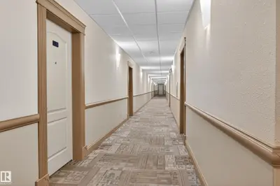 Interior photo 4 of #102 273 CHARLOTTE WY