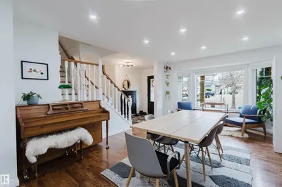 Interior photo 3 of 18 HUNTER CT