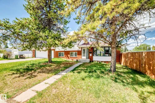 1804 51 ST NW NW, Edmonton - $469,000