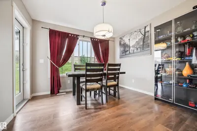 Interior photo 4 of 1971 51 Street SW SW
