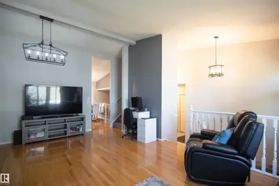 Interior photo 2 of 4005 40 ST
