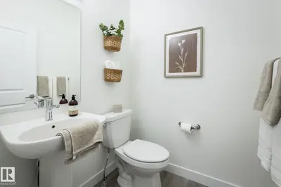 Interior photo 4 of 107 Wynn RD