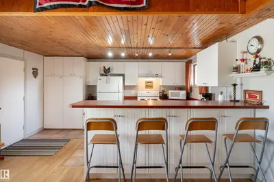 Interior photo 2 of #185 51268 RGE ROAD 204