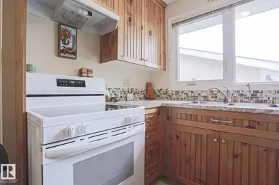 Interior photo 4 of 4421 43 Avenue