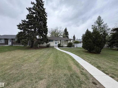 13023 90 ST NW, Edmonton - $315,000