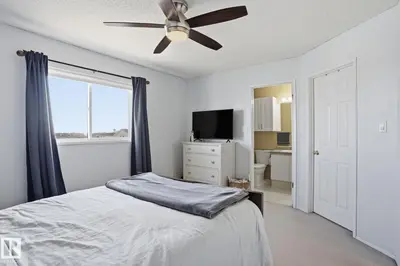 Interior photo 3 of 16215 57 ST NW