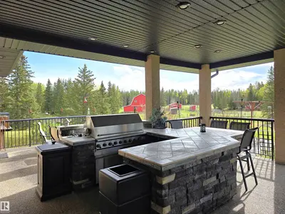 Interior photo 4 of 51425 Range Road 80