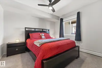 Interior photo 4 of #410 42 SUMMERWOOD BV