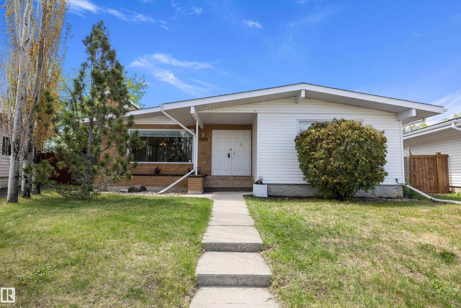 11525 37A AV NW NW, Edmonton - 3 bedroom Detached Single Family for sale