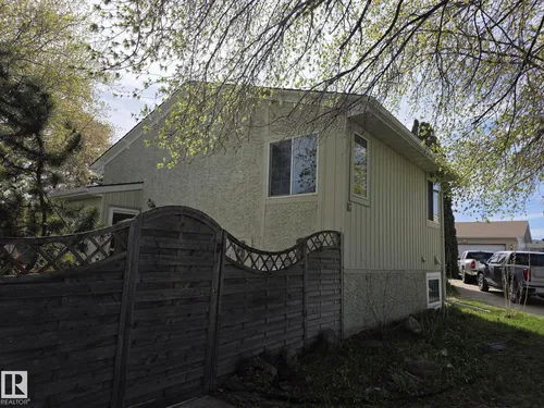 16 SOUTH RAM CR, Devon - $329,900