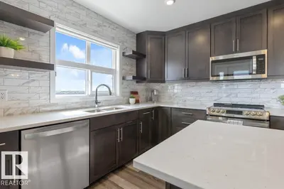 Interior photo 3 of #430 5504 SCHONSEE DR NW