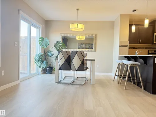 17633 120 ST NW, Edmonton - $414,800